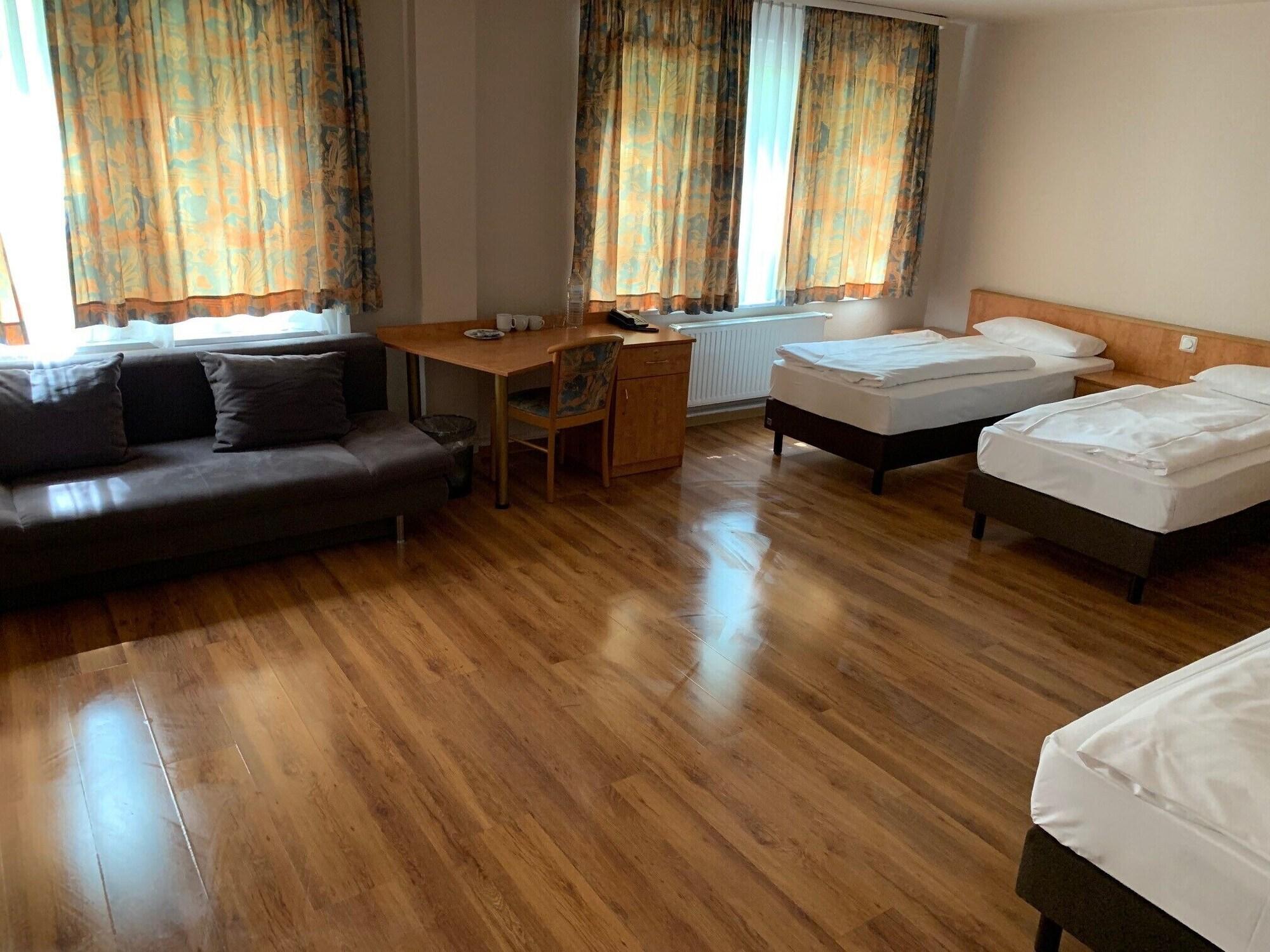 Hotel Am Kurfuerstenplatz - Messe Frankfurt am Main Eksteriør bilde